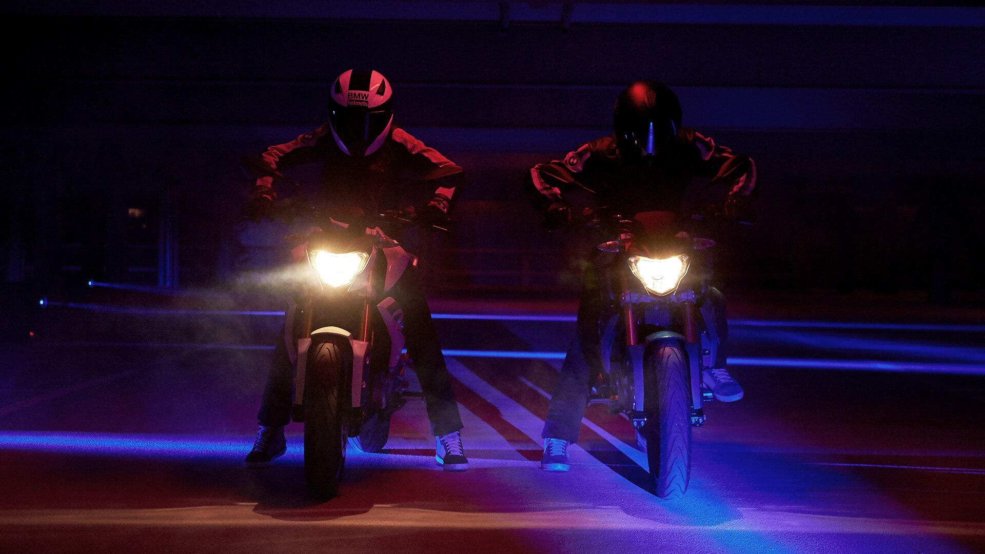 Desafio Park n Ride G 310 R Sarah Lezito e Chris Northover