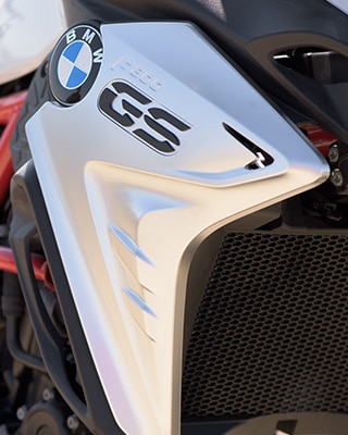 Recorte de aspecto galvanizado da F 800 GS