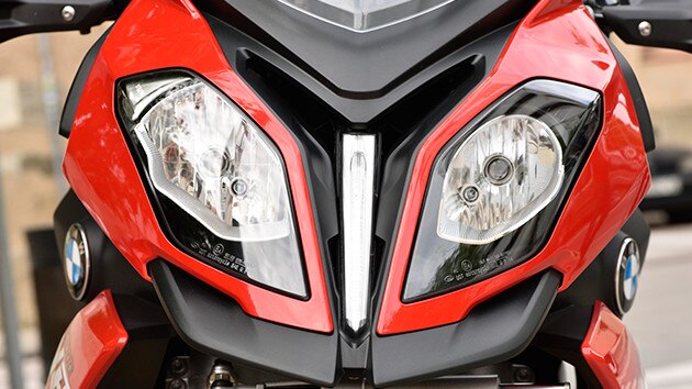 A frente imponente da S 1000 XR