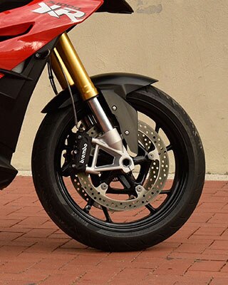 Rodas de alumínio fundido com válvula angular da S 1000 XR