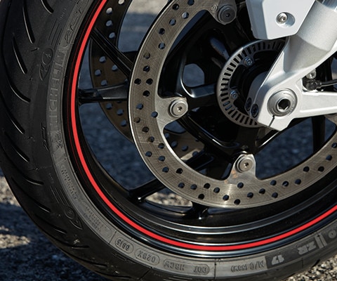 Design dinâmico das jantes da F 800 R