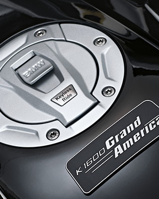 K 1600 Grand America